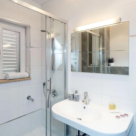 דירה Lorena With Private Pool דוברובניק