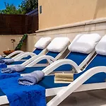 Lorena With Private Pool דוברובניק