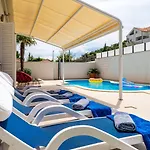 דירה Lorena With Private Pool דוברובניק