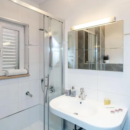 Lorena With Private Pool Daire Dubrovnik