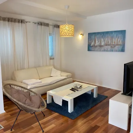 Lorena With Private Pool *