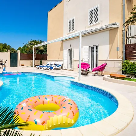 Lorena With Private Pool Appartement Dubrovnik