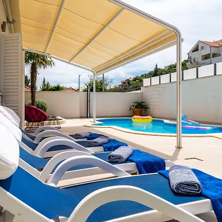 Daire Lorena With Private Pool Dubrovnik