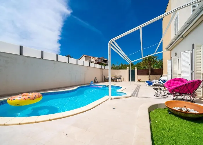 Lorena With Private Pool * 두브로브니크