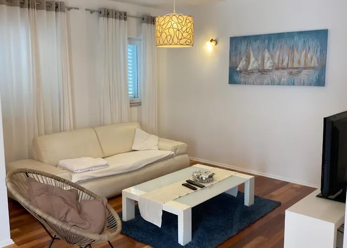 Lorena With Private Pool *