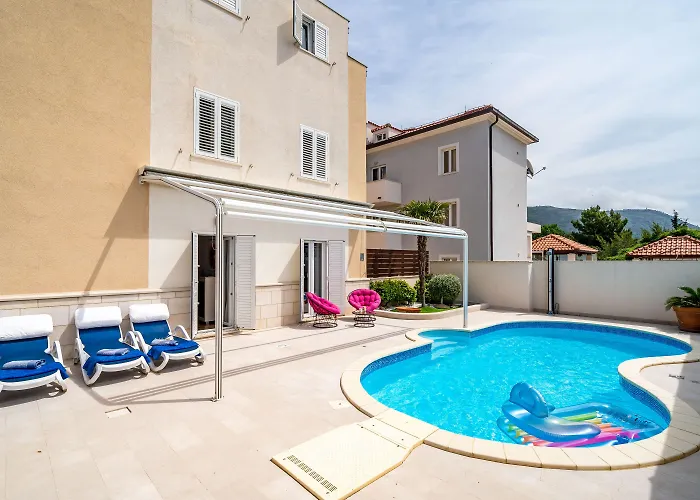 Lorena With Private Pool * 두브로브니크