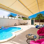 Appartement Lorena With Private Pool *