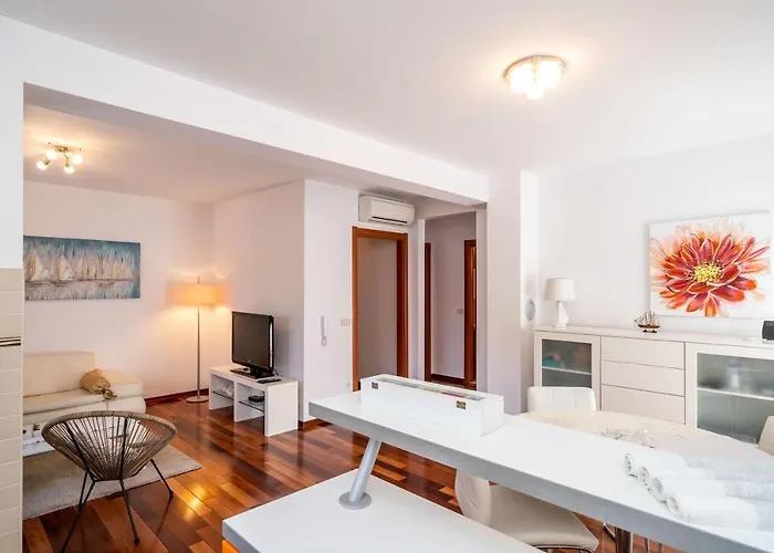 Apartment Lorena With Private Pool *