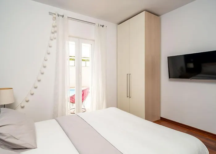 Apartment Lorena With Private Pool Dubrovnik