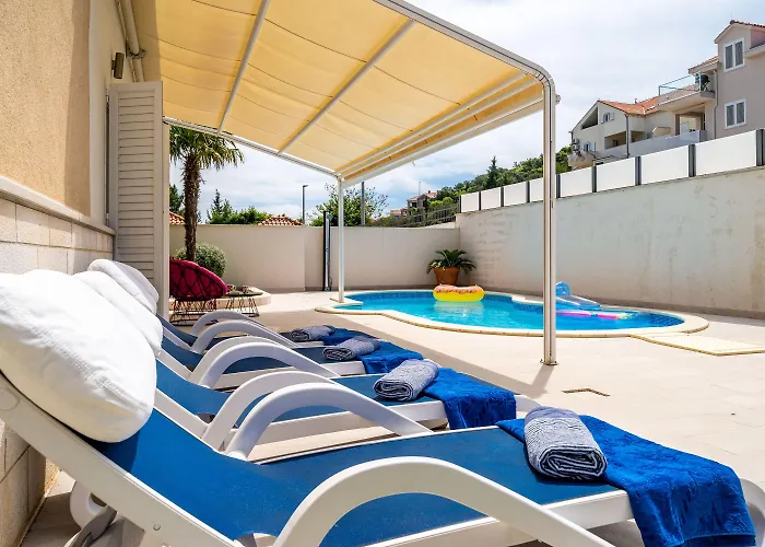 Apartment Lorena With Private Pool Dubrovnik