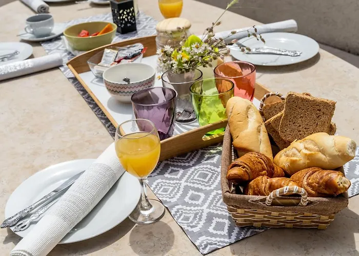 Lorena With Private Pool Apartamento *